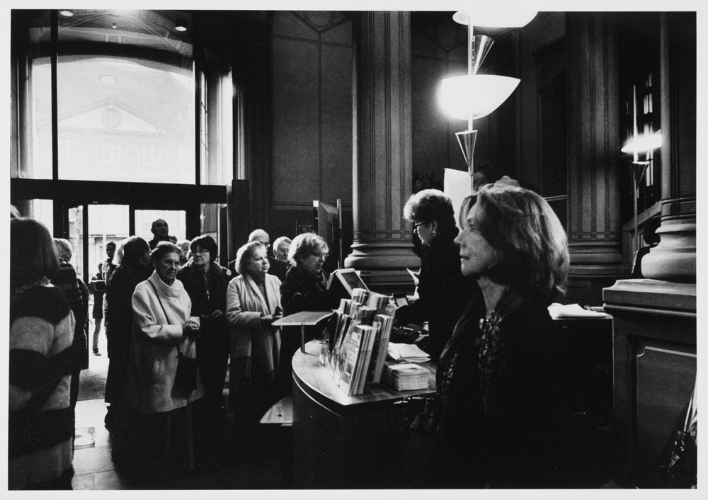Barbara Klemm - Eingangsbereich der Kunsthalle Karlsruhe I