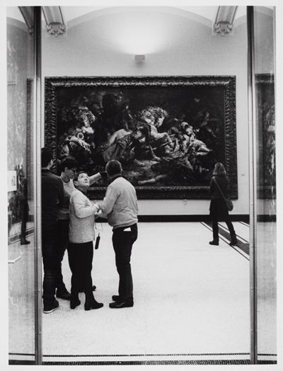 Barbara Klemm - Kunsthalle Karlsruhe, Besucher im Keller-Saal