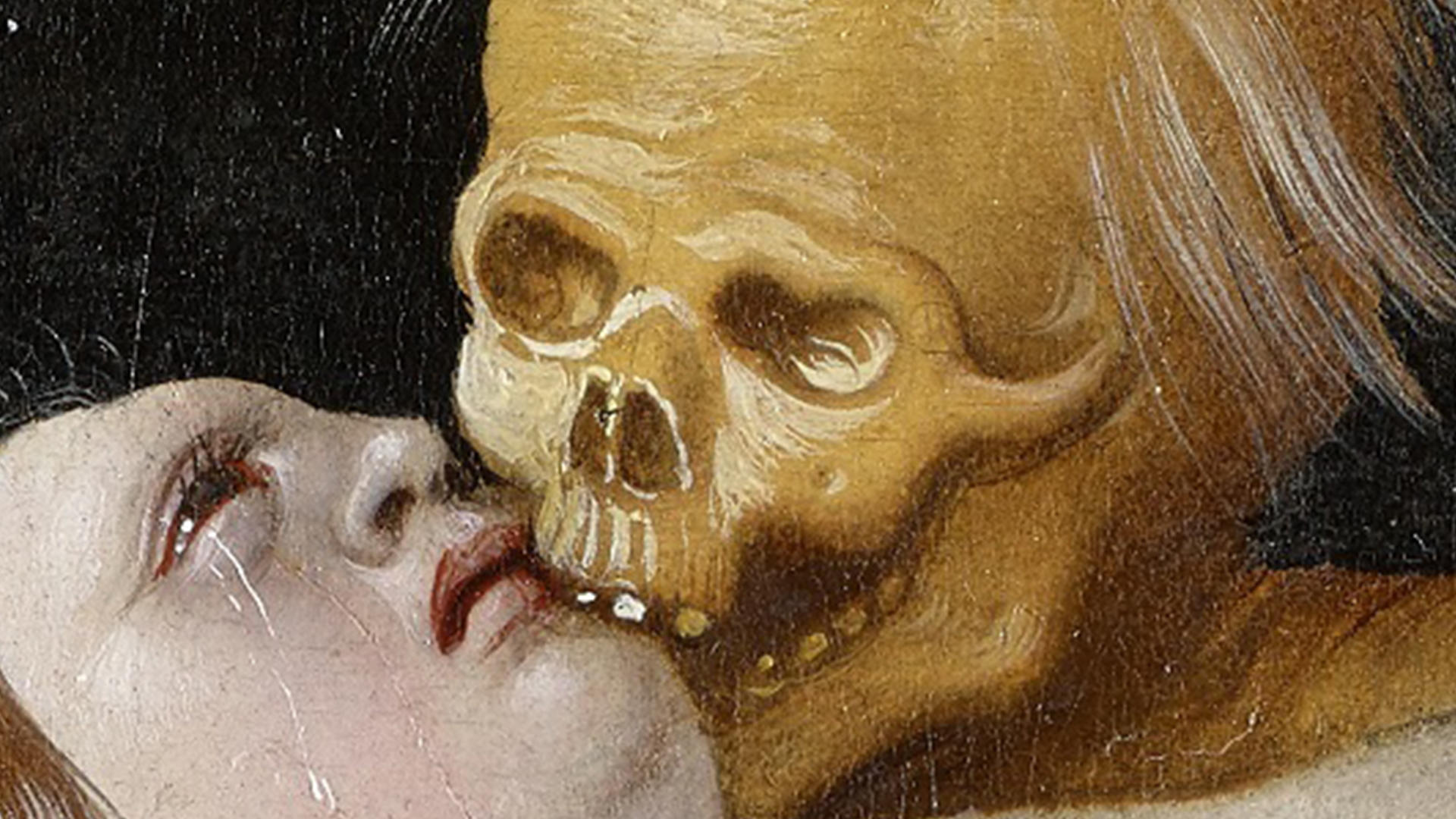 Augenpartie aus Hans Baldung Griens Gemälde Der Tod und die Frau. Zu sehen ist wie der Tod, der wie ein gelbbrauner Toter aussieht in das Gesicht der Frau beisst.