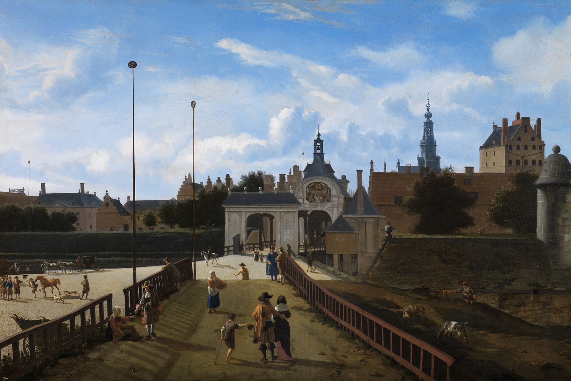 Das Gemälde zeigt eine Ansicht des St. Anthonispoort in Amsterdam bei blauem Himmel. Einige Fußgänger*innen sind unterwegs.