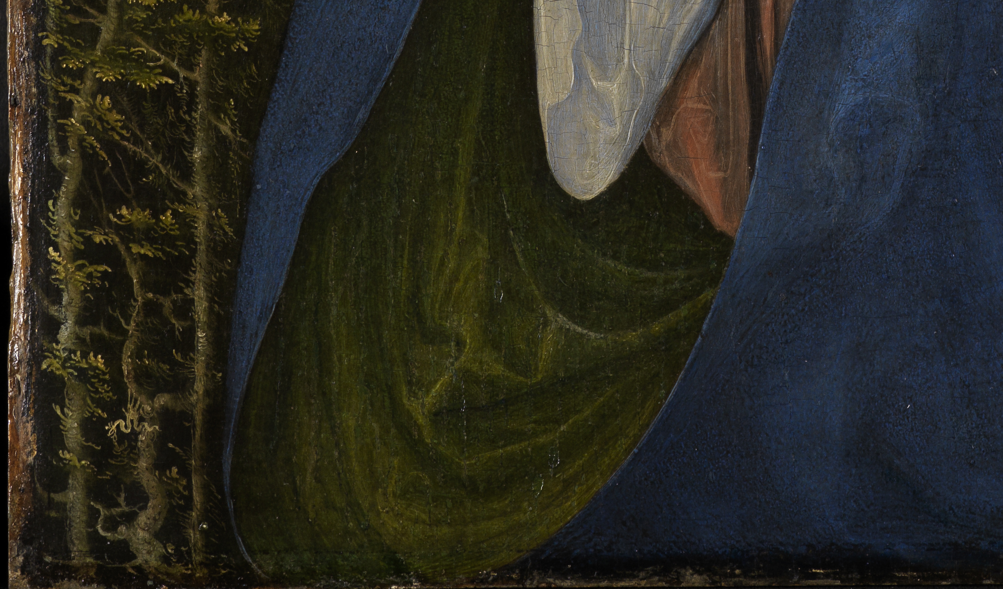 Detail eines Kleides.