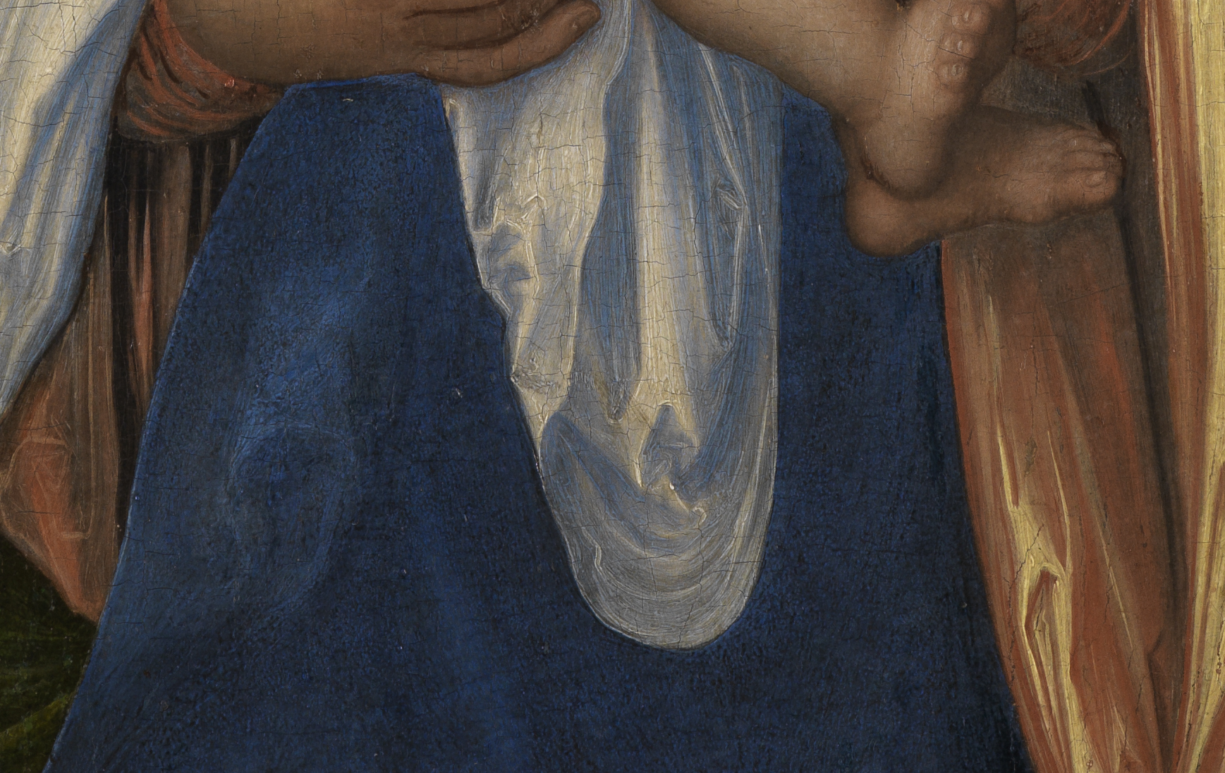 Detail eines Kleides.